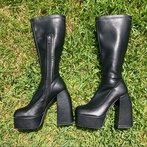 Black Platform Boots